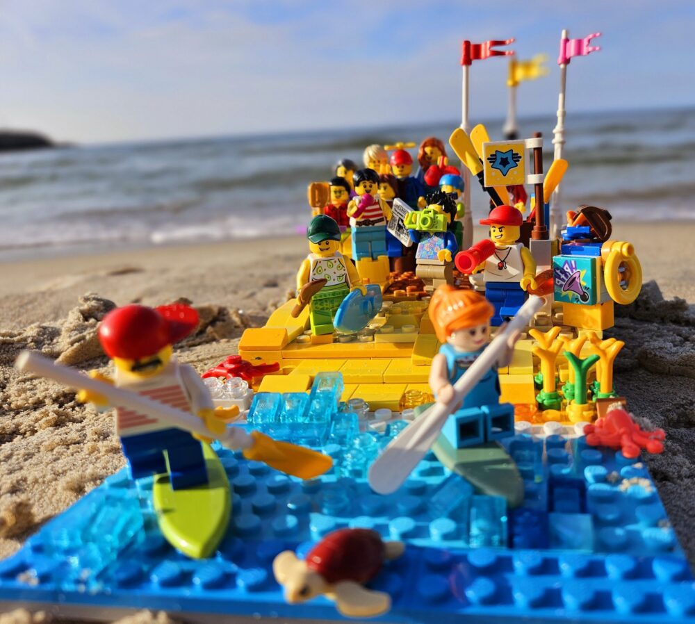 majówka Kołobrzeg atrakcje, co robić w Kołobrzegu majówka z dziećmi, wystawa LEGO Kołobrzeg 2025, Klockowa Zatoka Kołobrzeg, budowanie z LEGO Kołobrzeg, atrakcje dla dzieci Kołobrzeg, rodzinne atrakcje Kołobrzeg majówka, LEGO Kołobrzeg, kreatywna zabawa Kołobrzeg, Molo Kołobrzeg, Latarnia Morska Kołobrzeg, Oceanarium Kołobrzeg, Muzeum Oręża Polskiego Kołobrzeg, plaża Kołobrzeg.